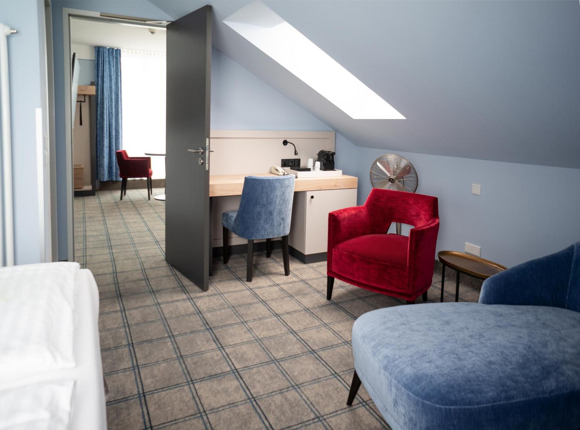 Hotel Koenig Ludwig II Garching bei Muenchen Luaran gambar