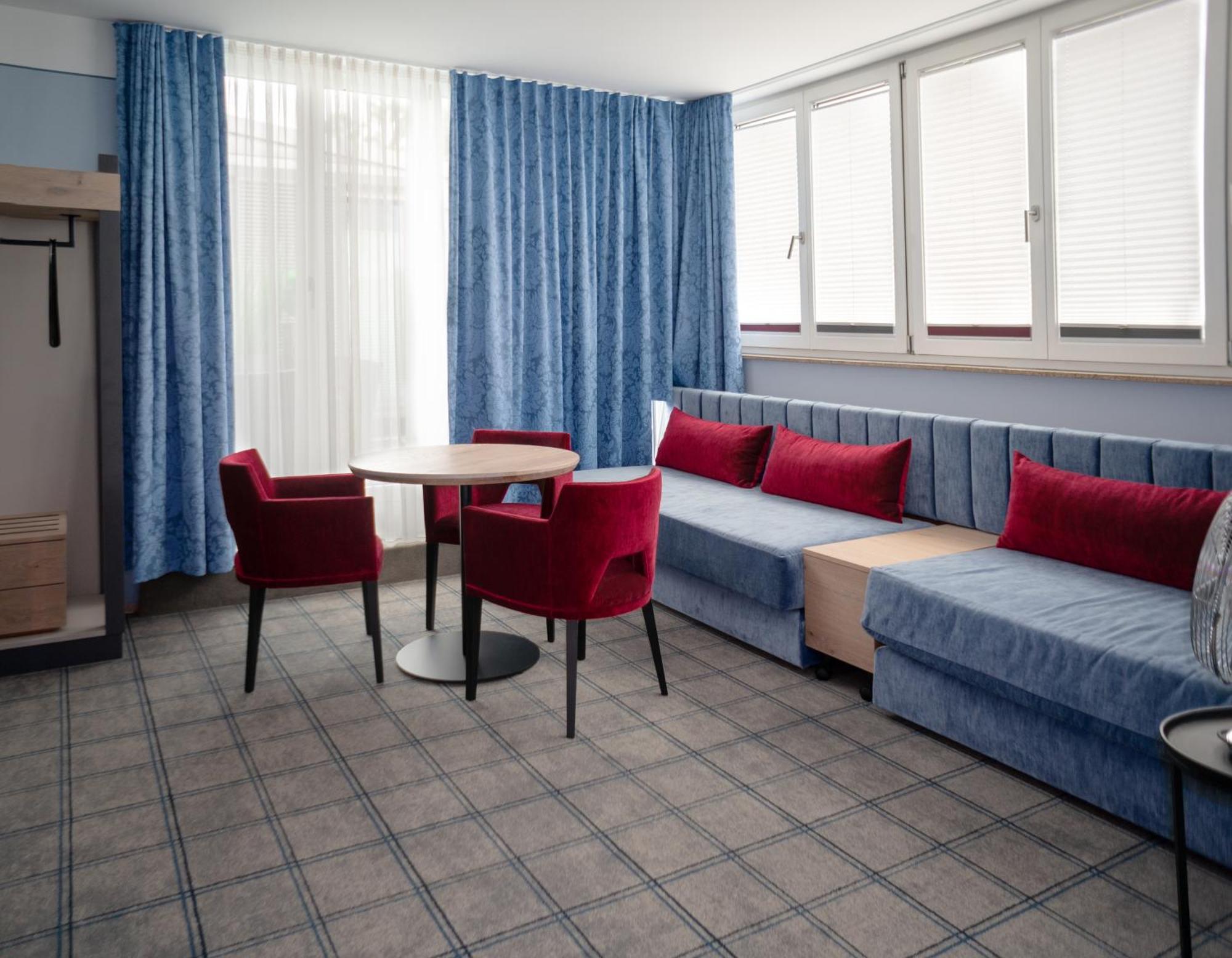 Hotel Koenig Ludwig II Garching bei Muenchen Luaran gambar