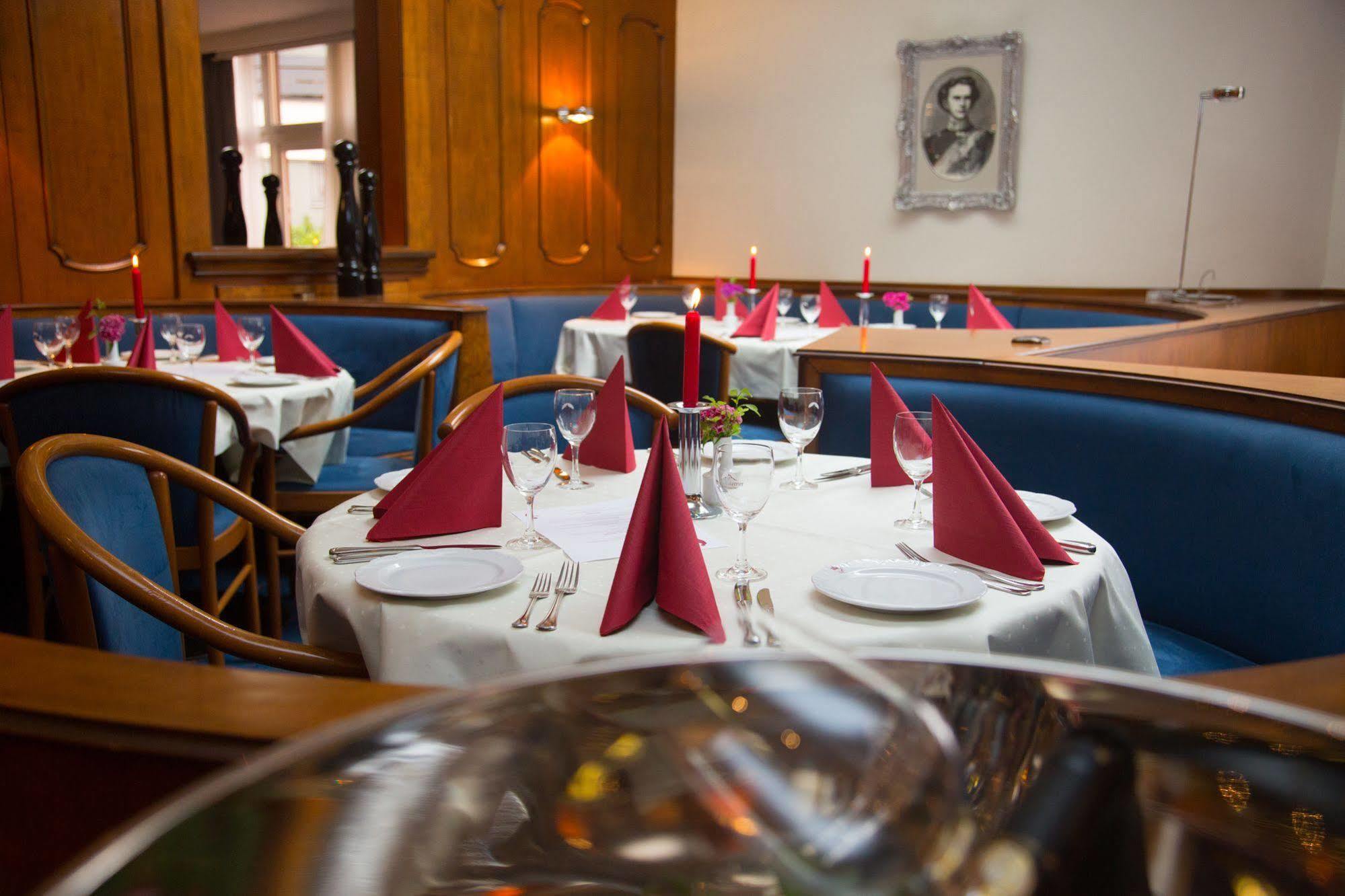 Hotel Koenig Ludwig II Garching bei Muenchen Luaran gambar